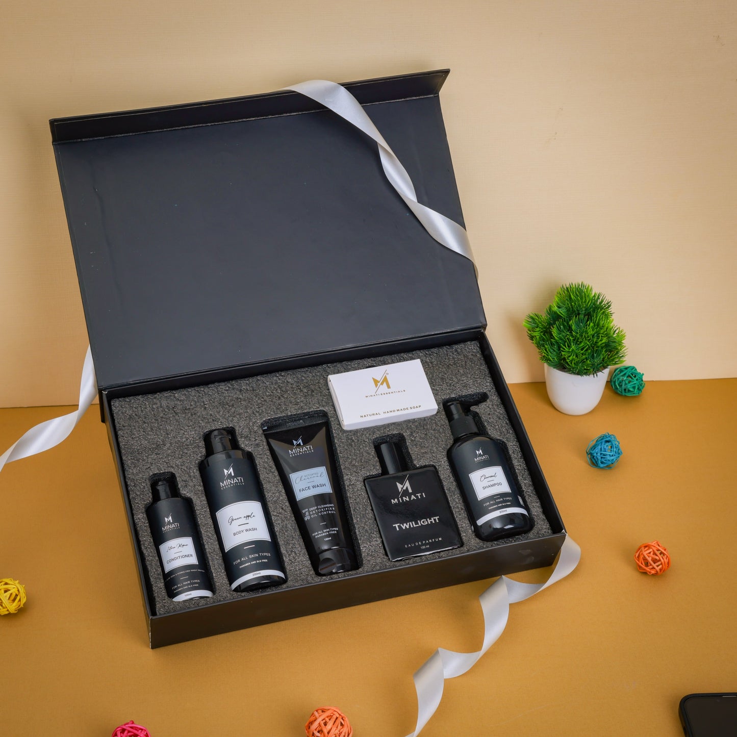 Ultimate Grooming Set Gift Box (Unisex)